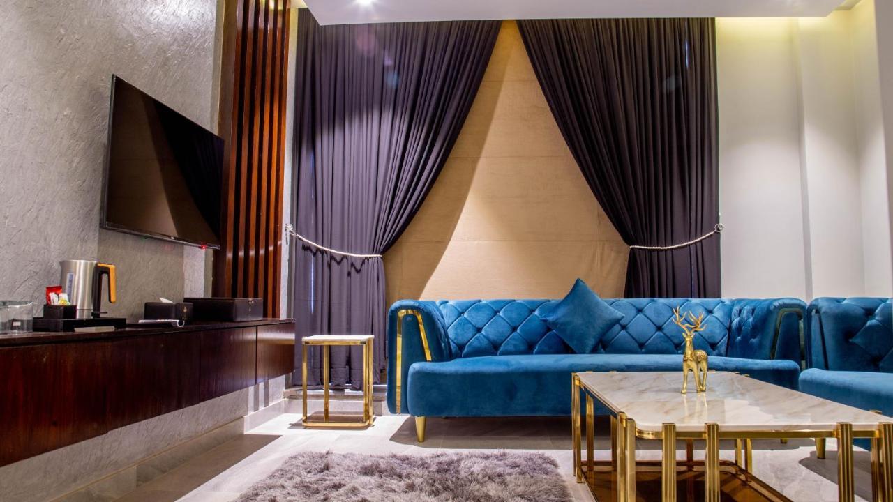 The Orchard Hotel Lahore Bagian luar foto