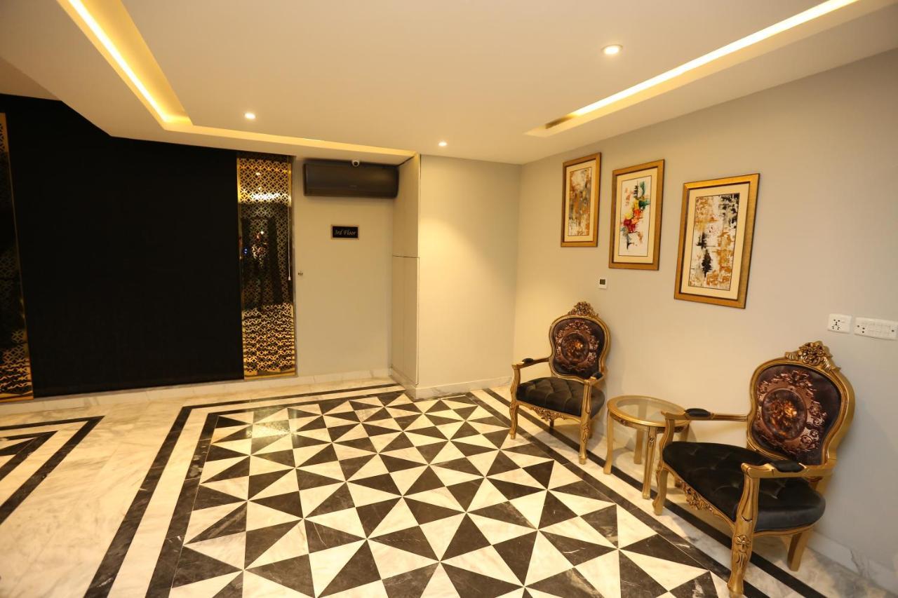 The Orchard Hotel Lahore Bagian luar foto
